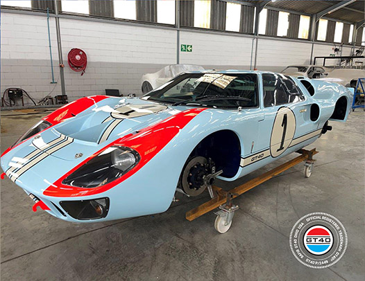 GT40P-2449 MkIIcar